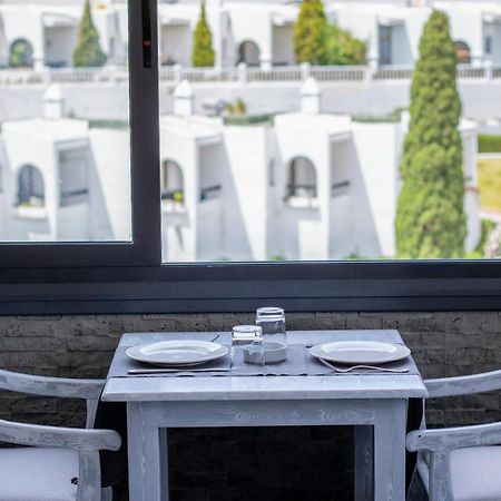 Hotel Mandy Tetouan Bagian luar foto