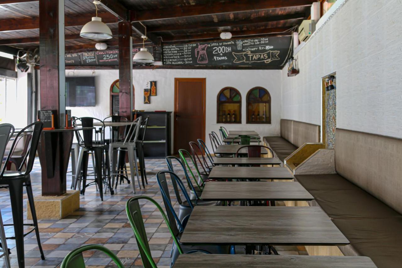 Hotel Mandy Tetouan Bagian luar foto