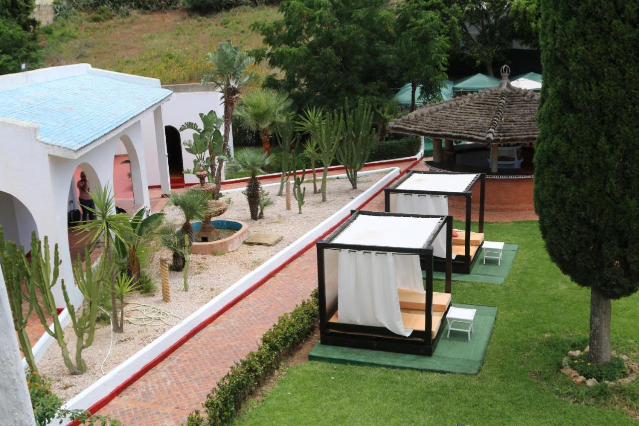 Hotel Mandy Tetouan Bagian luar foto