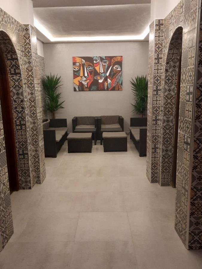 Hotel Mandy Tetouan Bagian luar foto