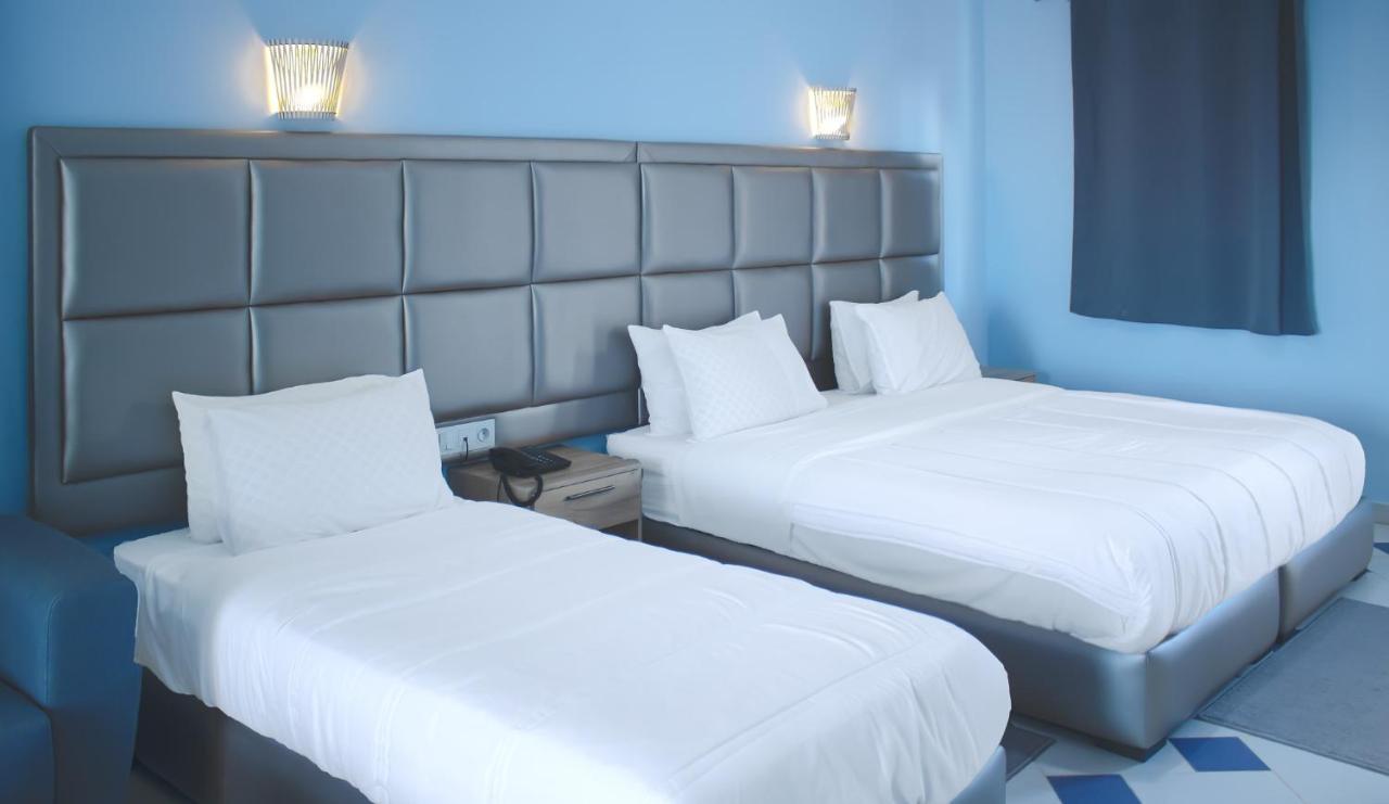 Hotel Mandy Tetouan Bagian luar foto