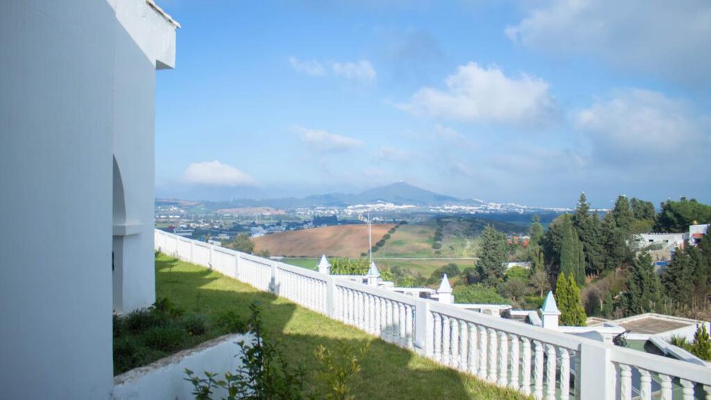 Hotel Mandy Tetouan Bagian luar foto